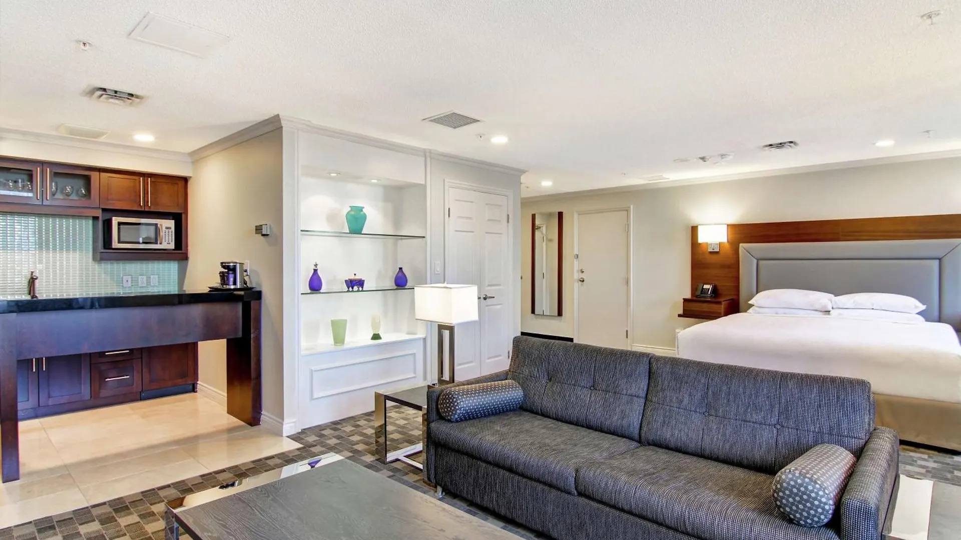 Hotel Doubletree By Hilton Toronto Downtown