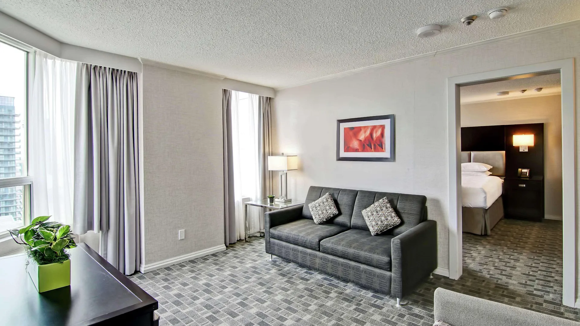 Doubletree By Hilton Toronto Downtown Hotel 4*,  Canada