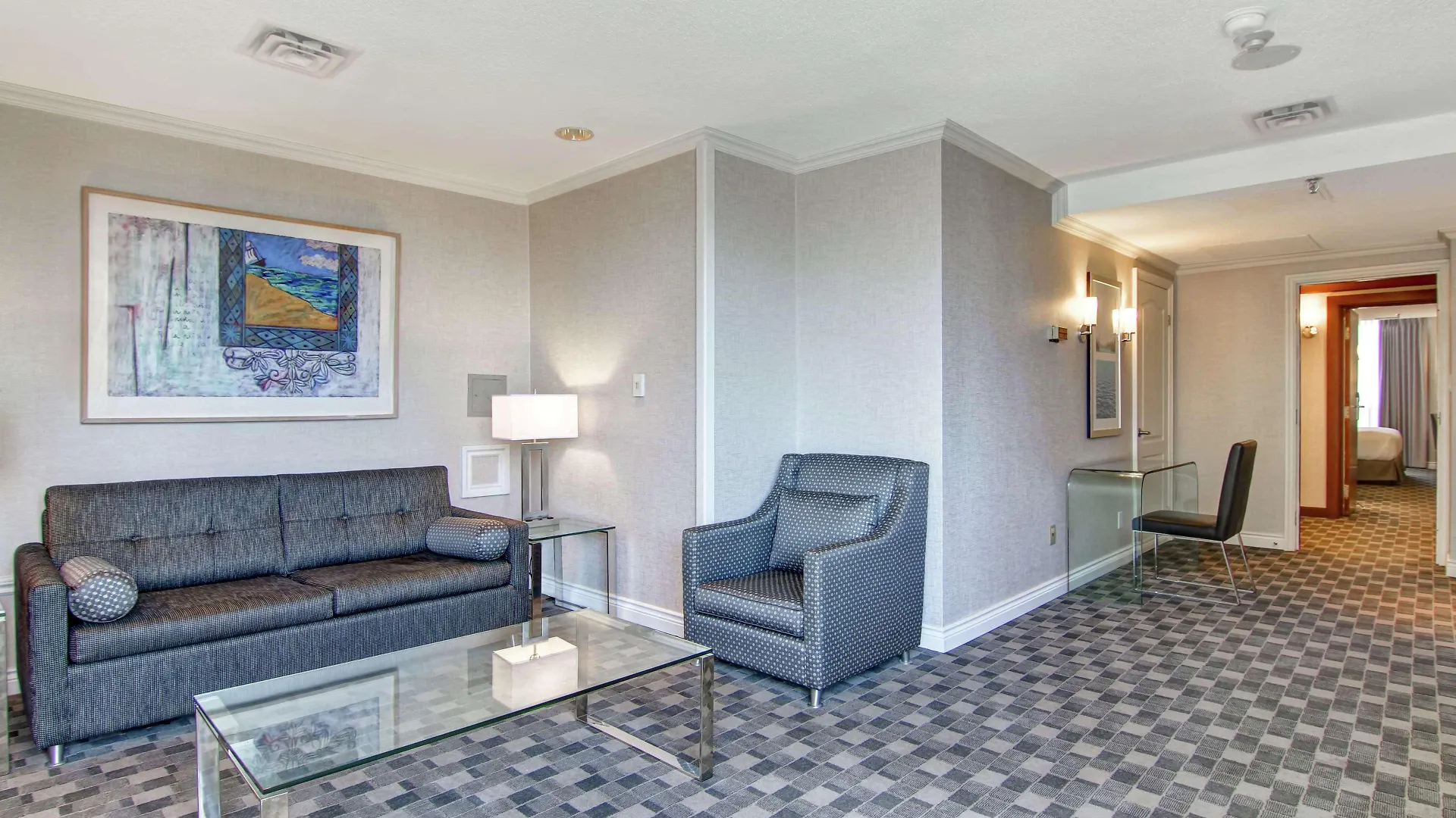 Doubletree By Hilton Toronto Downtown Hotel