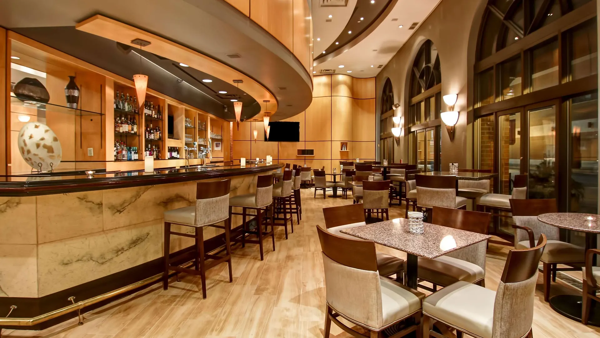 Hotel Doubletree By Hilton Toronto Downtown 4*,  Kanada