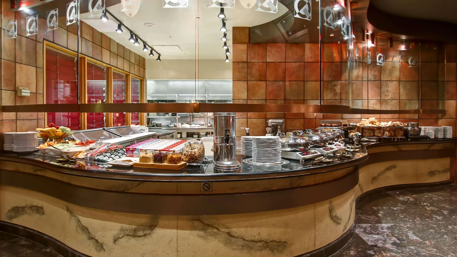 Doubletree By Hilton Toronto Downtown Hotel